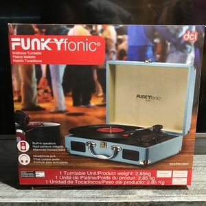 Record player BRAND NEW NEVER USED